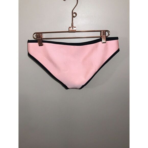 Triangl Brand Neoprene Swimsuit Bikini Set  Bathingsuit LG Top/MED Bottom Pink - Picture 4 of 14